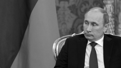 Путин подписал закон, разрешающий рекламу отечественного вина на телевидении и радио.