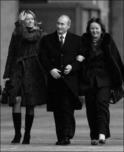 Чем занимаются жены и дети российского премьера, его заместителей и полпредов президента? Фото: http://www.lazarev.ru.