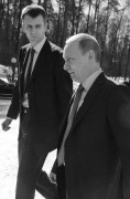 У госчиновника Путина оказалось больше денег, чем у олигарха Прохорова!