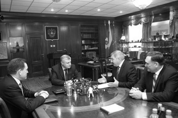 В Совете Федерации состоялась встреча Председателя СФ Сергея Миронова с губернатором Рязанской области Георгием Шпаком.